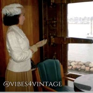 @vibes4vintage Vintage Sightseeing Adventure Itinerary